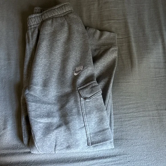 Nike Grey Sweatpants - Picture 3 of 3
